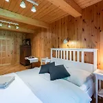 Holiday home Dom Na Szczycie Gory Rownica *