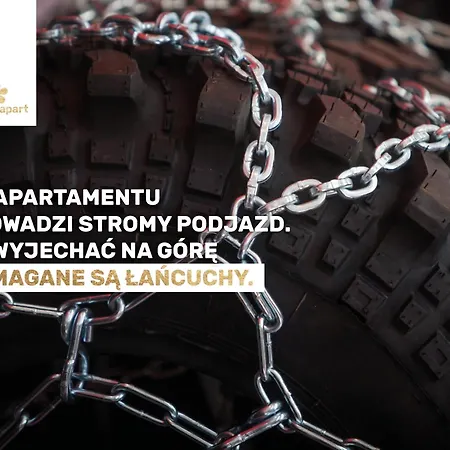 Dom Na Szczycie Gory Rownica *