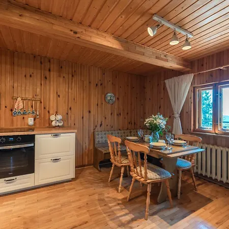 Dom Na Szczycie Gory Rownica Ustroń