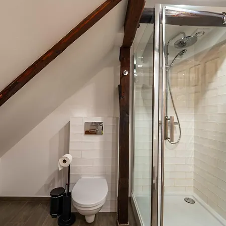 Dom Na Szczycie Gory Rownica Semesterbostad *