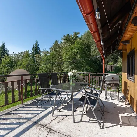 Dom Na Szczycie Gory Rownica Semesterbostad *