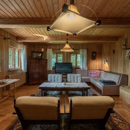 Casa vacanze Dom Na Szczycie Gory Rownica *