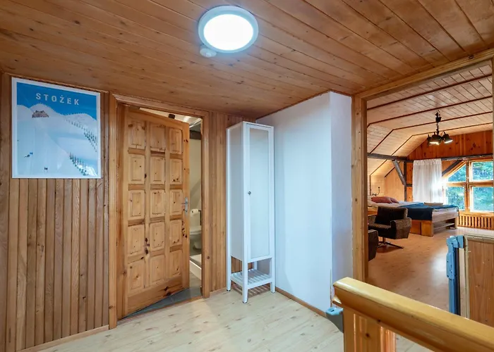 Dom Na Szczycie Gory Rownica Дом отдыха