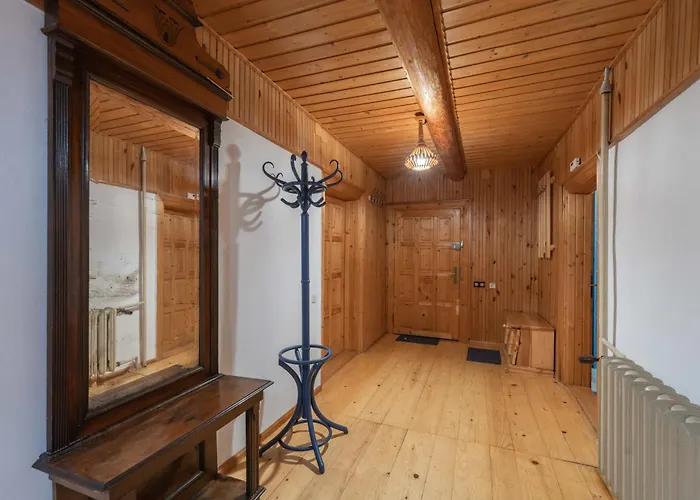 Dom Na Szczycie Gory Rownica Устронь