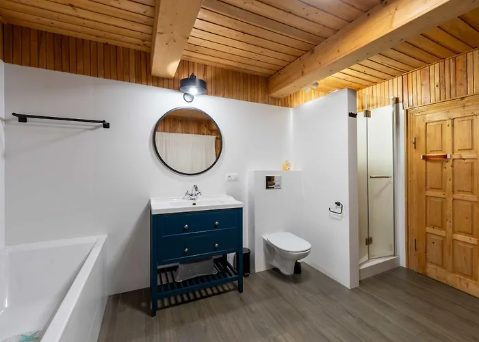 Dom Na Szczycie Gory Rownica * Устронь